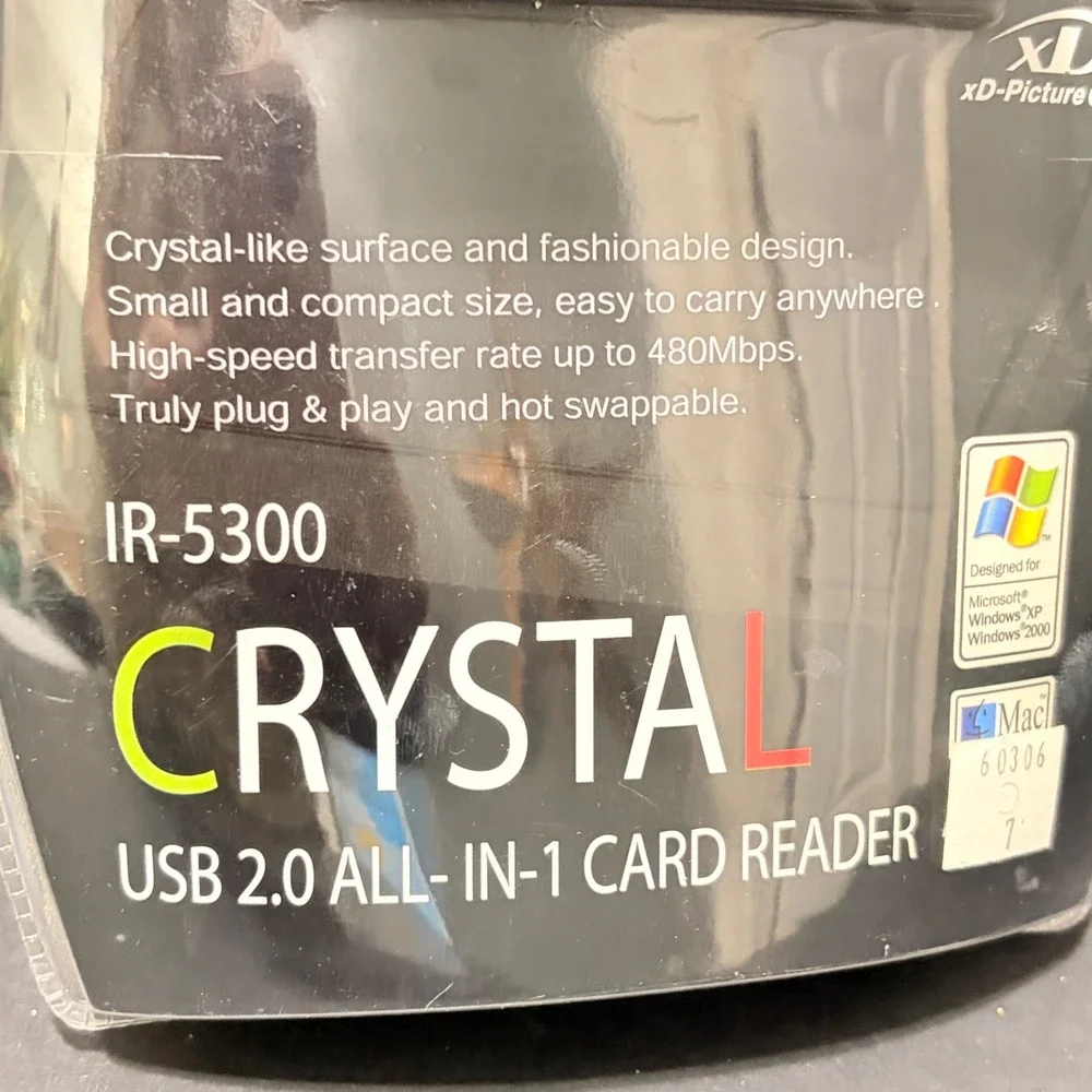 i-Rocks Crystal IR-5300 USB 2.0 All-In-1 Card Reader Blue New Y2K Retro Tech